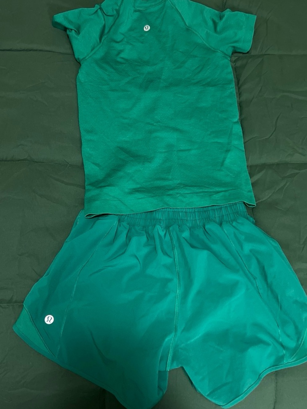 lululemon athletica Women's Teal Green Workout Set - Picture 2 of 2